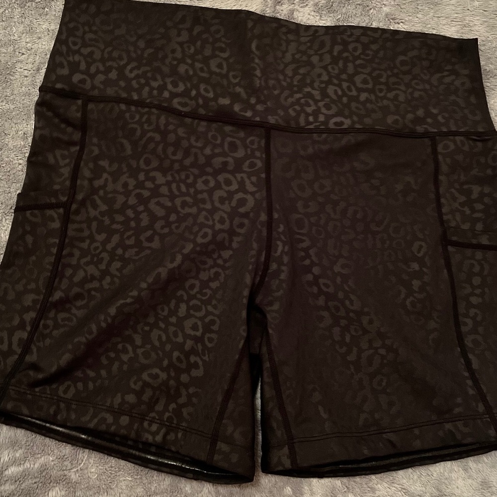 XL CVG black leopard 5 inch shorts Constantly Varied Gear